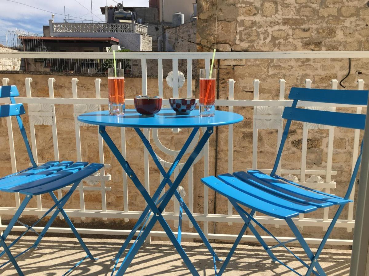La Terrazza Sul Mare - Dimora Di Charme Apartment Giovinazzo Luaran gambar